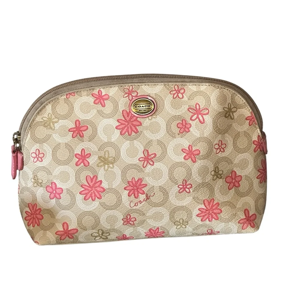 VGUC Coach cosmetic or makeup bagfrom the Daisy Signature Floral collection. - Picture 1 of 7